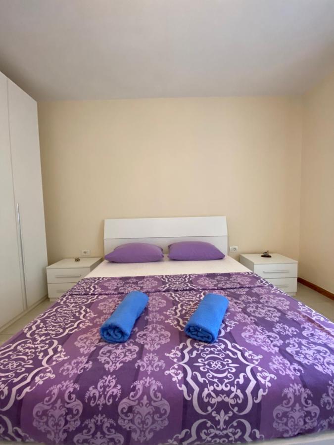 The Hood - Shkodra Backpackers Hostel Exterior photo